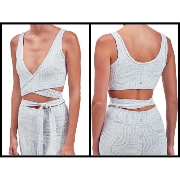 💕DEVON WINDSOR💕 Workout Set Ellie Top + Sophia Leggings ~ Blanco White S NWT - Picture 4 of 15